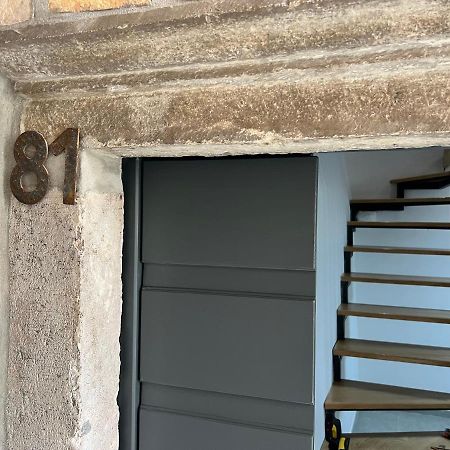 Seayou!***Charming 1-Bedroom Rental Unit In The Old City Center Of Cres Exterior photo
